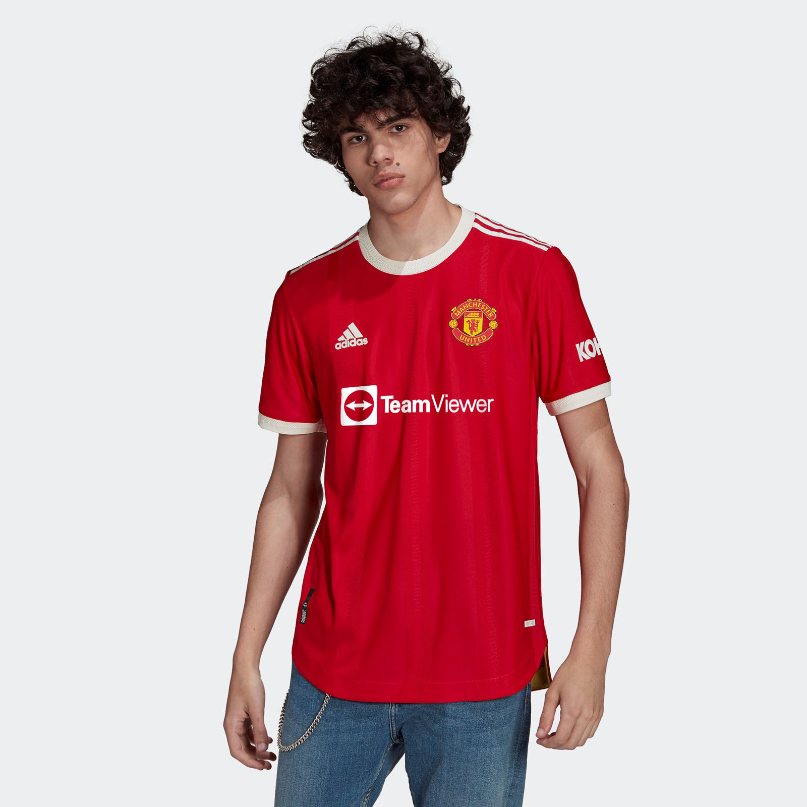 manchester-united home jersey 21-22